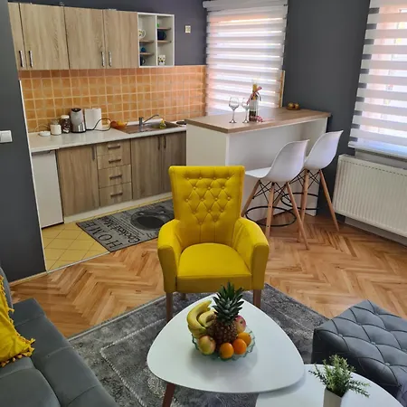Town Square Apartment Brcko Exterior photo